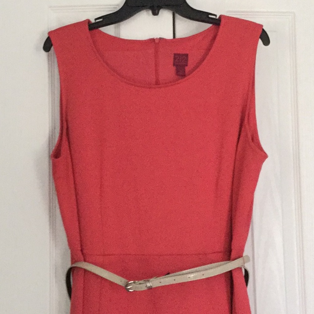 Dress - Picture 3 of 8